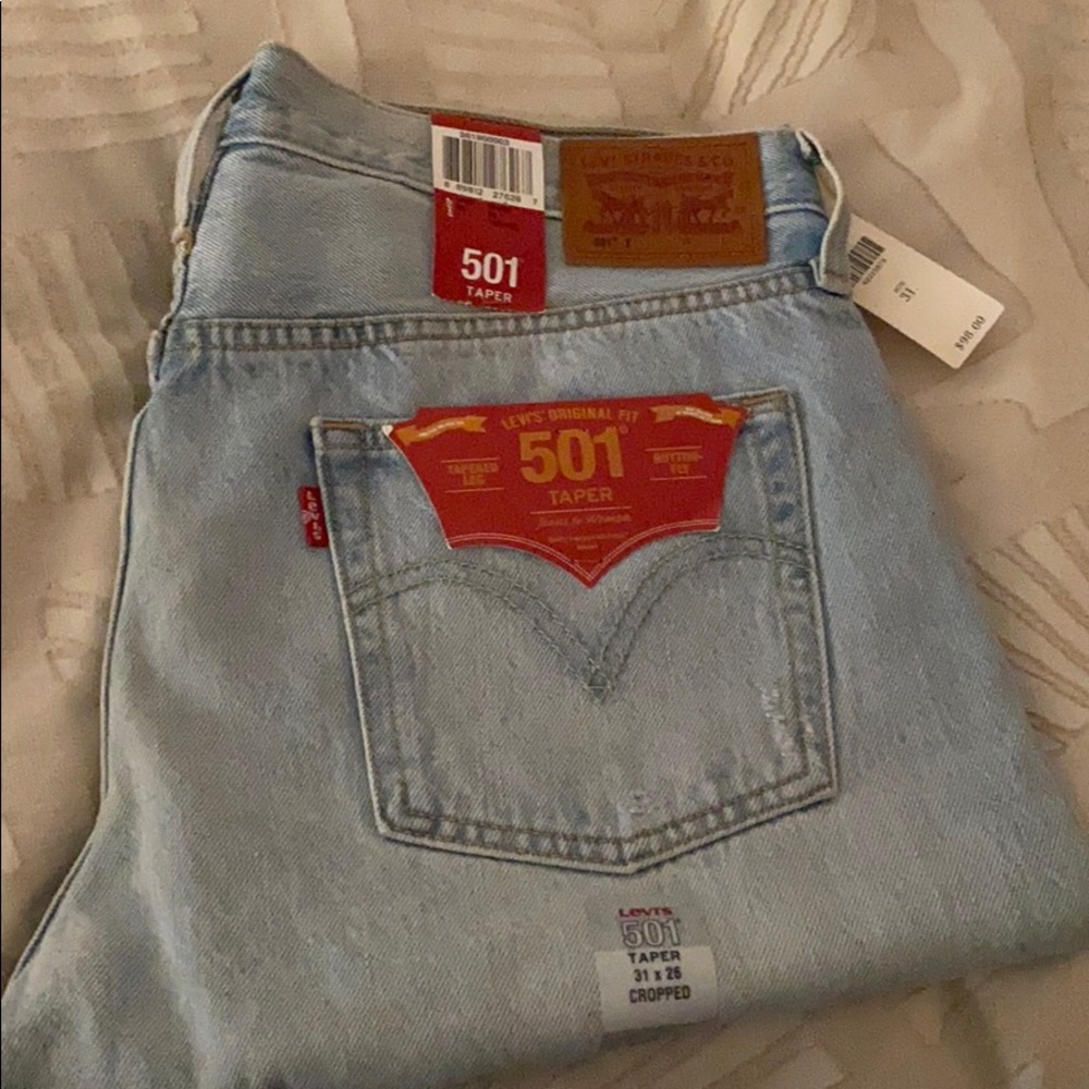 Levi’s 501 Taper jeans